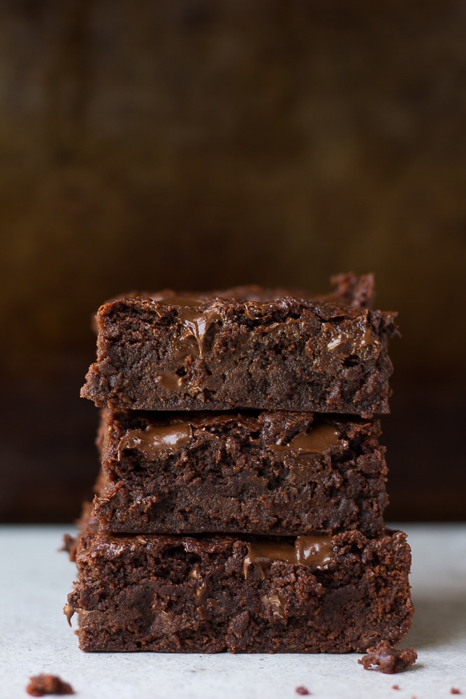 Best Ever Vegan Brownies Recipe - Nora Cooks