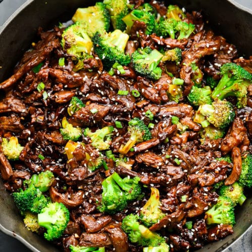 Breaking in my new @hexclad Wok with scrumptious beef and broccoli! I