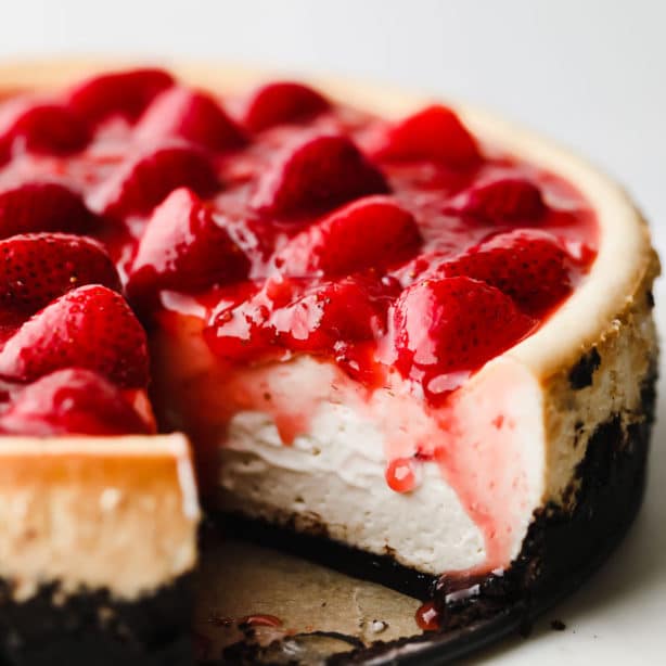 Vegan Strawberry Cheesecake - Nora Cooks