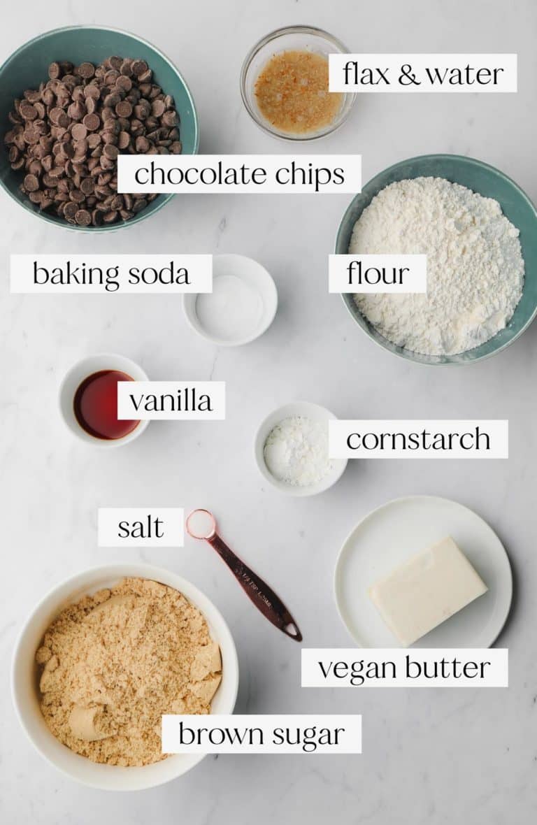 Perfect Vegan Chocolate Chip Cookies - Nora Cooks