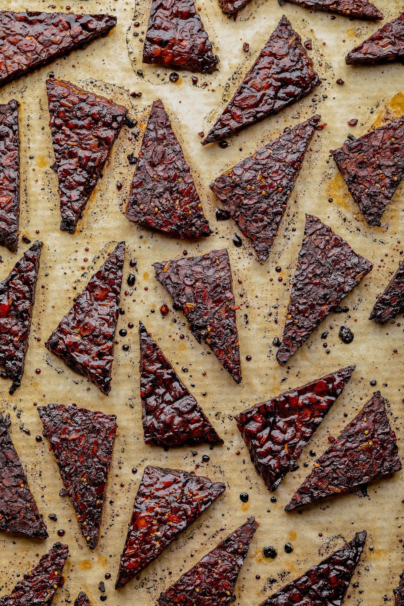 Garlicky Balsamic Maple Marinated Tempeh - Nora Cooks