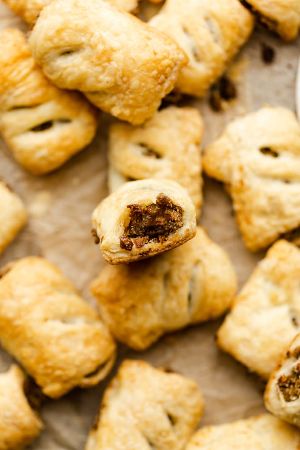 Vegan Sausage Rolls Nora Cooks 0873