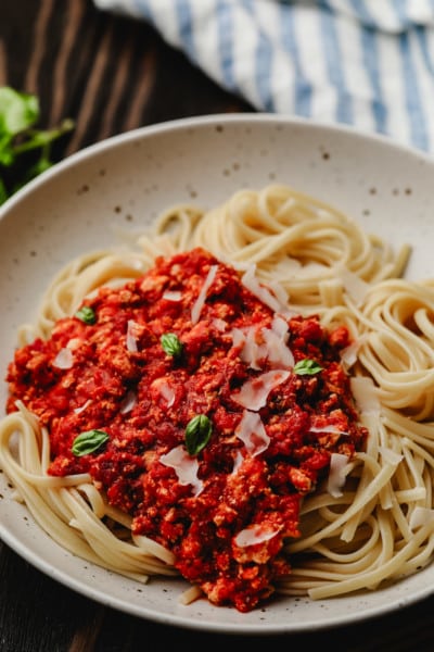 Vegan Bolognese - Nora Cooks