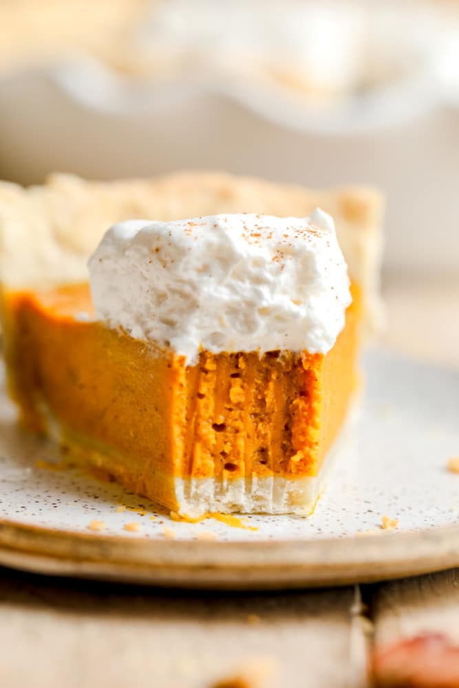 Vegan Pumpkin Pie - Nora Cooks