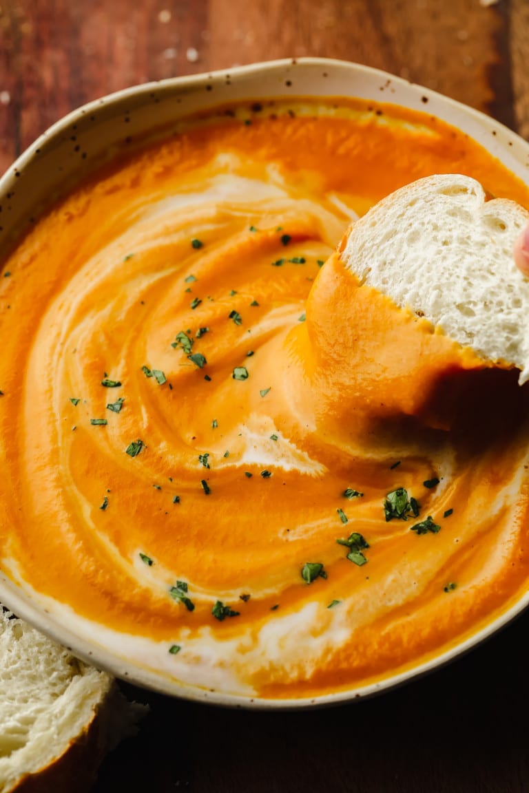 Vegan Pumpkin Soup - Nora Cooks